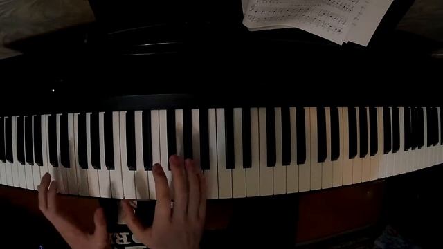 Учусь играть на пианино пятый месяц, арпеджио до мажор. смотреть онлайн