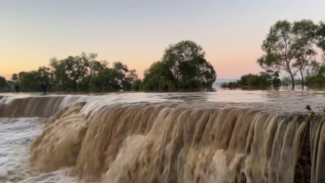 Тайфун Hinnamnor или Чугуевские водопады смотреть онлайн