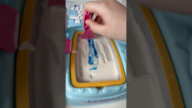 Cinnamoroll Rolled Ice Cream ASMR! #asmr #asmrsounds #rolledicecream #cinnamoroll #sanrio #kawaii смотреть онлайн