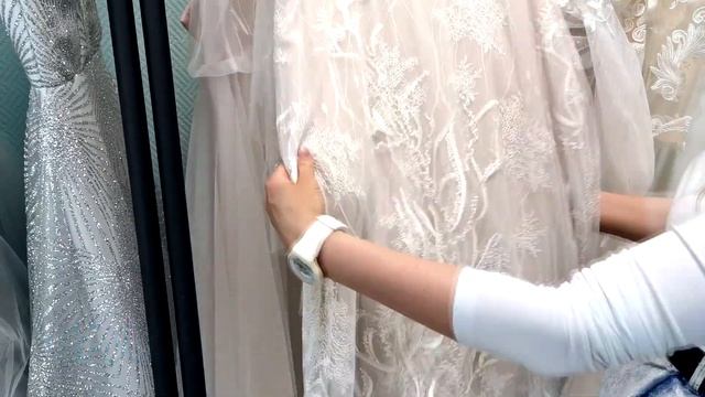 Как выбрать свадебное платье? ОТТЕНКИ: почему НЕ белоснежный? 4 актуальных цвета. ПОКАЗЫВАЮ платья! смотреть онлайн