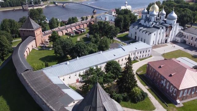 В Новгород смотреть онлайн