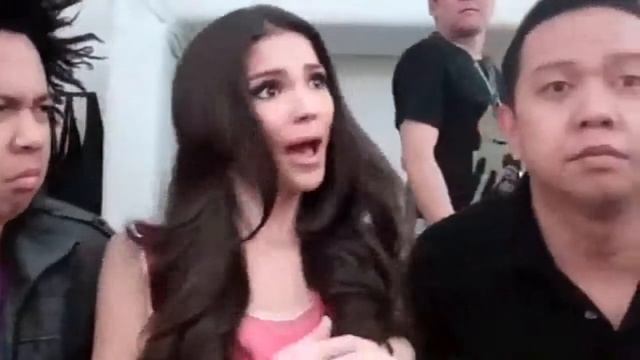 Vocaloid Miku Levan Polka (esta en ruso) смотреть онлайн