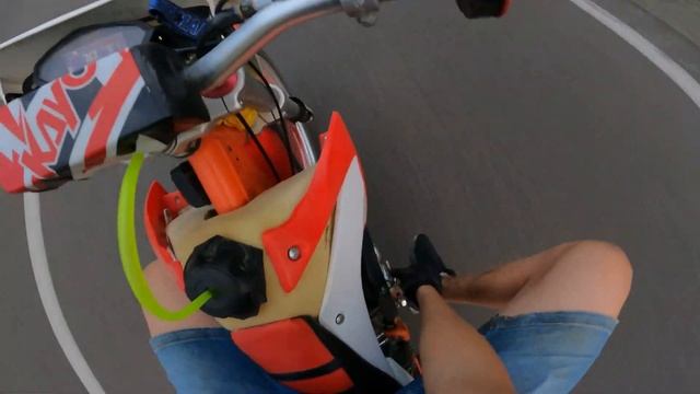 MAXималка на мтоцикле kayo t1 250, kovi, geon, 4K смотреть онлайн