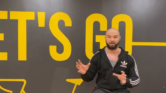 Как составить тренировочный план ( БАЗОВЫЕ и ИЗОЛИРУЮЩИЕ ДВИЖЕНИЯ, ПЕРИОДИЗАЦИЯ ,СПЛИТ, РАБОЧИЙ ВЕС смотреть онлайн