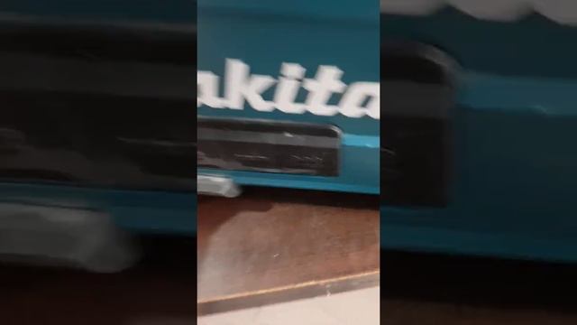 Makita dmr202 usb & bluetooth speaker. смотреть онлайн