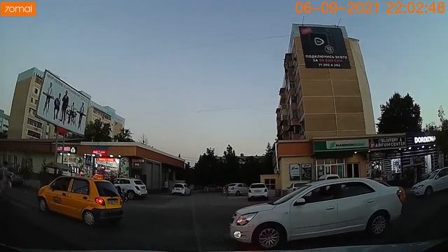 По улицам Самарканда. Through The Streets Of Samarkand