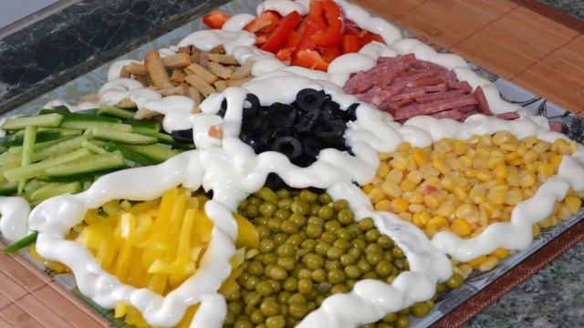 Что готовить и как сервировать стол на Новый 2019 год / Канал «Вкусные рецепты» смотреть онлайн