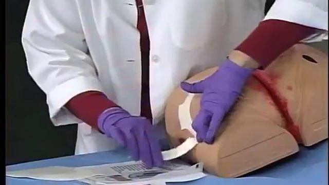 3M™ Tegaderm™ Clear Acrylic Dressing Application and Removal смотреть онлайн