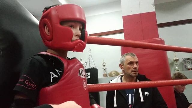 Спаринги в клубе"Легион" смотреть онлайн