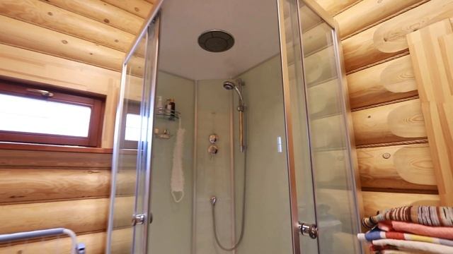 БАНЯ-ДОМ из рубленого бревна-ОТЛИЧНОЕ временное жильё! Жизнь в деревянных домах спустя несколько ле смотреть онлайн