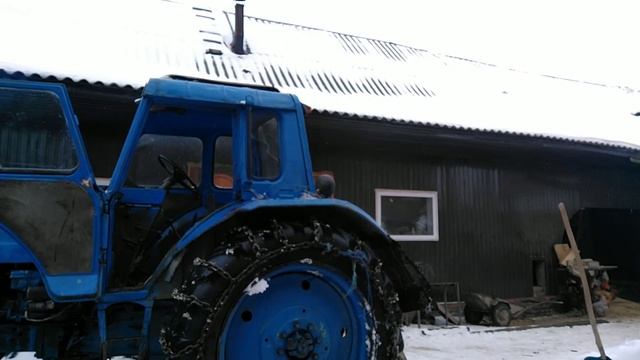 Deaf. Трактор МТЗ 80 установка гусеницы цепь.29.01.22г. смотреть онлайн