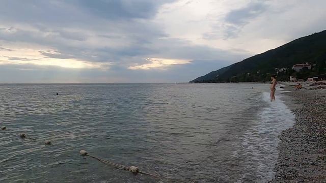 Абхазия пляж дома художников смотреть онлайн