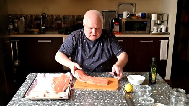 ЗАСОЛКА ФОРЕЛИ в РАССОЛЕ. Выпуск №1043 смотреть онлайн