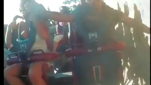 Растрясло на аттракционе смотреть онлайн