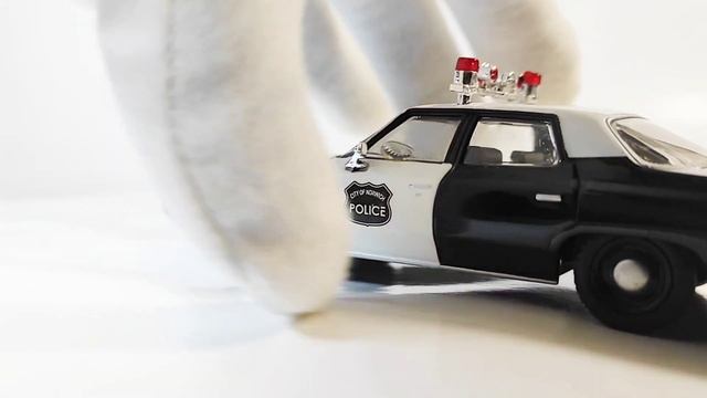 Масштабная модель автомобиля Полицейские Машины Мира №25 - Chevrolet Bel Air от DeA)) смотреть онлайн