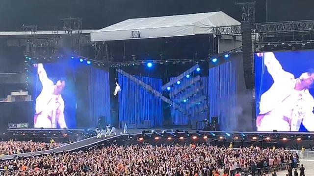 BTS - Jungkook Euphoria - Wembley Stadium day 1 190601 смотреть онлайн