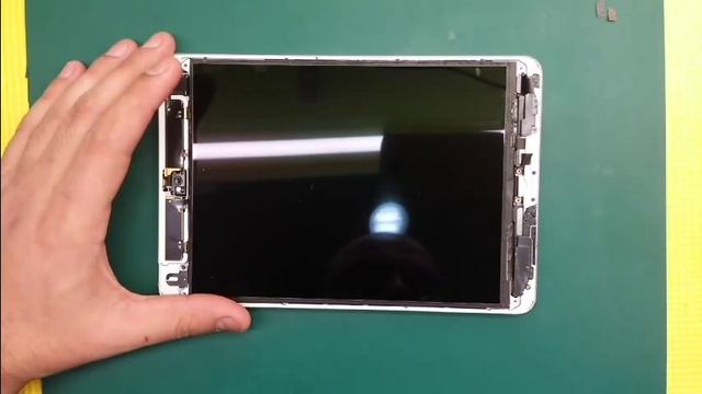 Reparar Apple iPad Mini 2 (Retina) Pantalla tactil o digitalizador (Replacement touchscreen) смотреть онлайн
