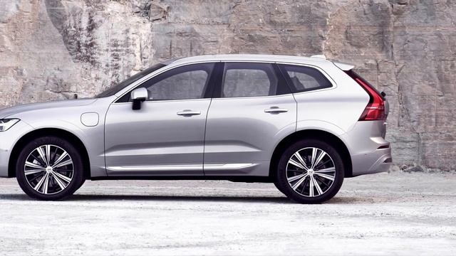 NEW Volvo XC60 2022 Facelift - FIRST LOOK & details смотреть онлайн