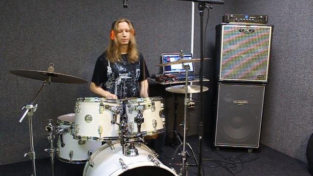 VLOG#52 Как научиться играть триоль через бас-барабан RLK смотреть онлайн