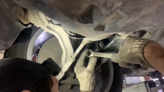 W211.замена стойки стабилизатора смотреть онлайн