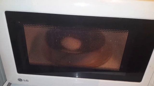 ЧТО БУДЕТ ЕСЛИ САХАР ПОЛОЖИТЬ В МИКРОВОЛНОВКУ смотреть онлайн