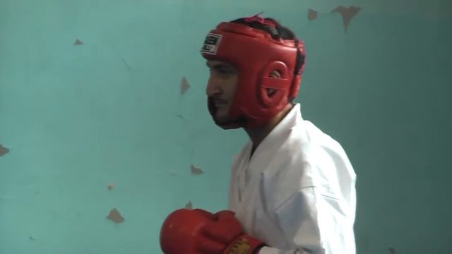 Алимбек первый бой