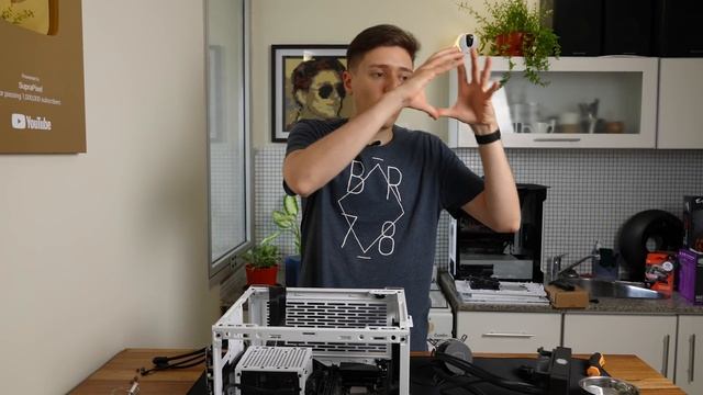 La mini PC de tus SUEÑOS! Small Form Factor + NR200 смотреть онлайн