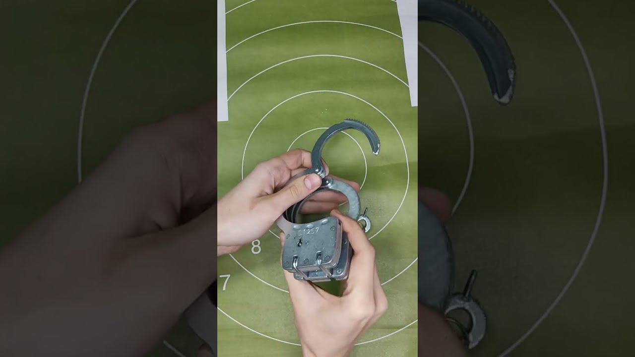 Наручники «БРС-3» (оцинкованные, 1 ключ)