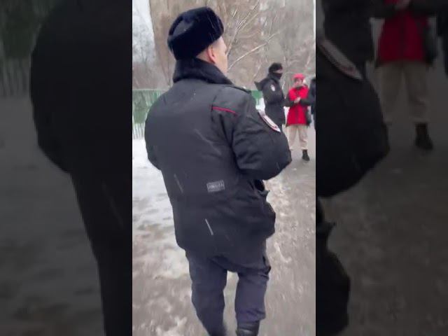 ПОЗОРНа Александру напали в школе, полиция бездействует смотреть онлайн
