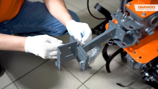 Культиватор DAEWOO DAT 900R. Сборка и подготовка к работе. Видеоинструкция. смотреть онлайн