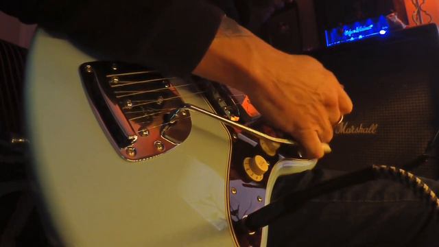 ~ 1958 Fender Daphne Blue Jazzmaster~ 🇨🇦 смотреть онлайн