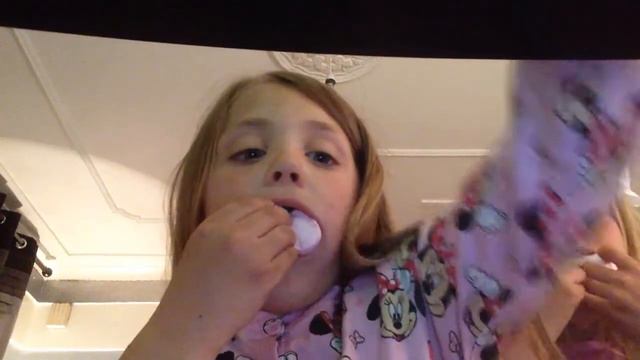Omg chubby bunny challenge thigh Ava смотреть онлайн