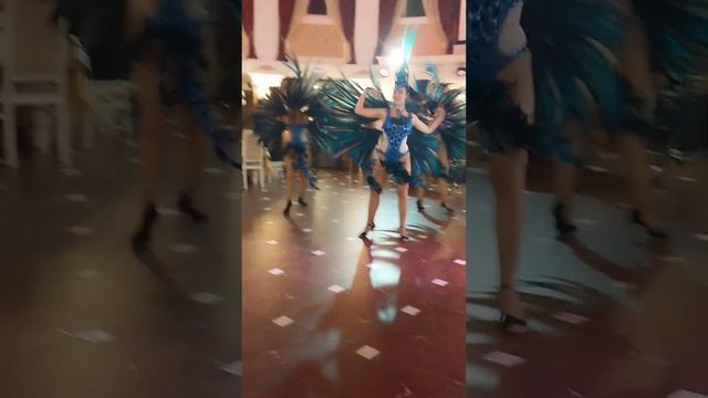 эта свадьба моей внучки а это данцоры смотреть онлайн