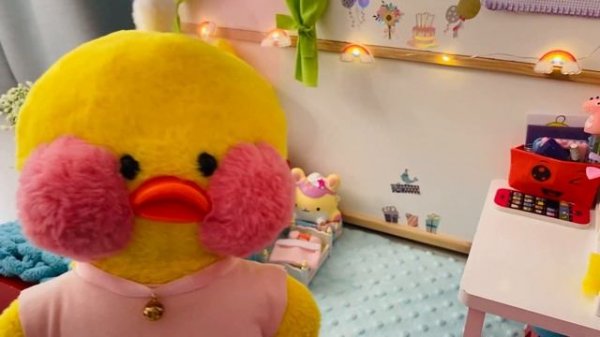 ДЕНЬ РОЖДЕНИЯ МОЕЙ УТОЧКИ ЛАЛАФАНФАН Мими МИЛКИ / ВЛОГ С УТОЧКОЙ Lalafanfan Cafe mimi Duck 24 часа