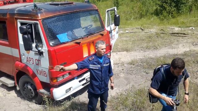 ГосЧС не пускает журналистов к пожару на нефтебазе смотреть онлайн