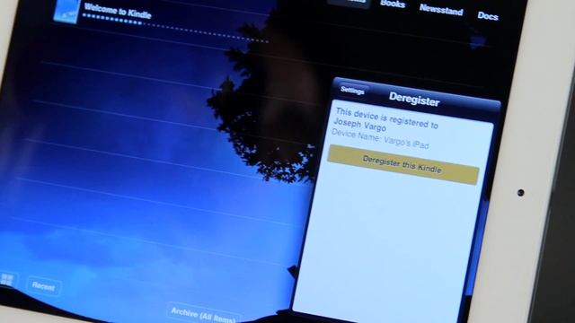 How to Get Amazon to Recognize the Kindle App on an iPad : iPad Tips смотреть онлайн