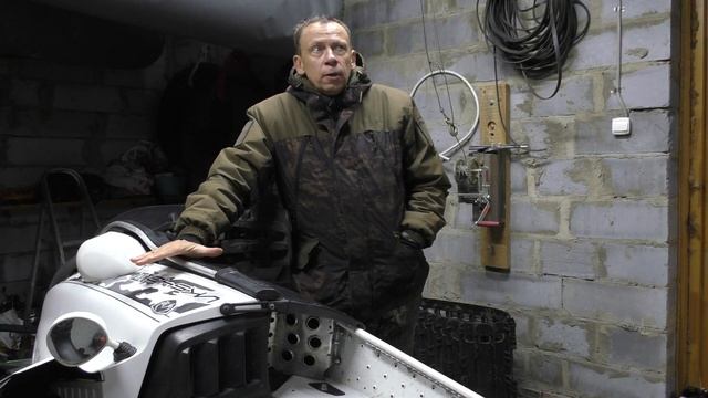 Снегоход Yamaha Viking VK 540 IV: смазка ходовой. смотреть онлайн