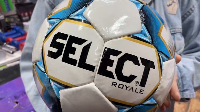 Футбольный мяч Select Royale. Видео обзор футбольного мяча. смотреть онлайн