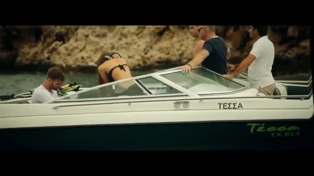 Γιώργος Σαμπάνης - Ό,τι Και Να Είμαι | Official Video Clip смотреть онлайн