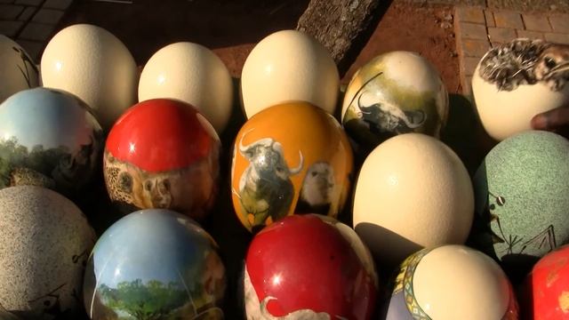 Ostrich Eggs Painting. Роспись страусиных яиц (1113sp)