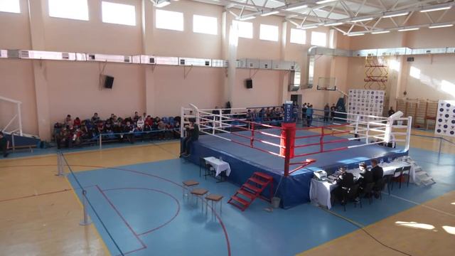 Первенство Свердловской области по боксу среди юношей 13-14 лет. День 1 смотреть онлайн