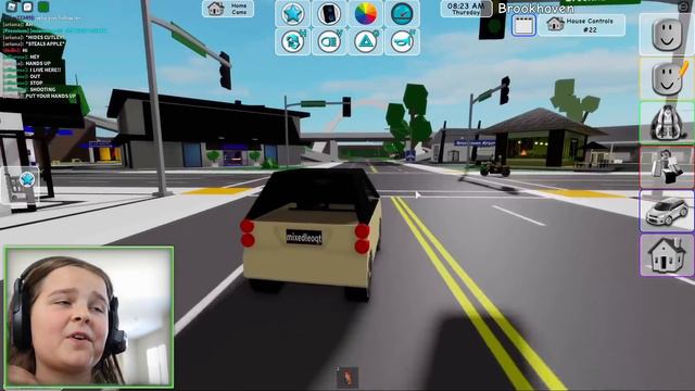 SOMEONE IS LIVING IN MY NEW MANSION!! **BROOKHAVEN ROLEPLAY** | JKREW GAMING смотреть онлайн