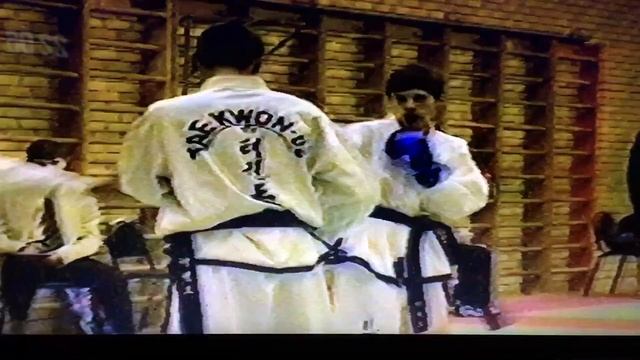 FeelFight Taekwondo Sparring Massogi - Alexander Leonov Vs ?