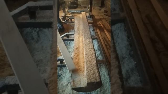 самодельная дисковая углопильная пилорама от генератора смотреть онлайн