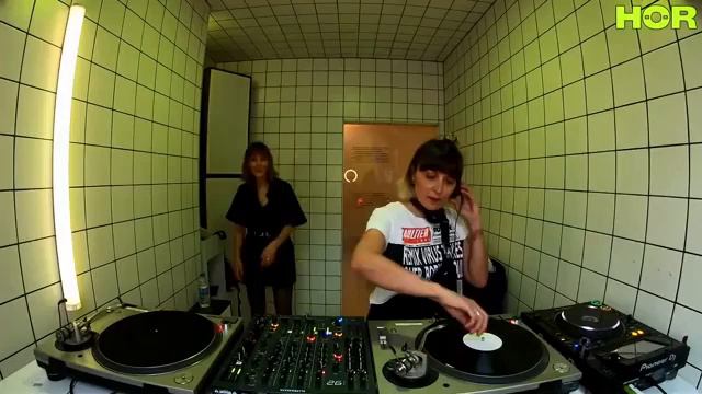 ALIENATA b2b BLOODY MARY - Live @ HÖR Berlín (25.05.2021) смотреть онлайн