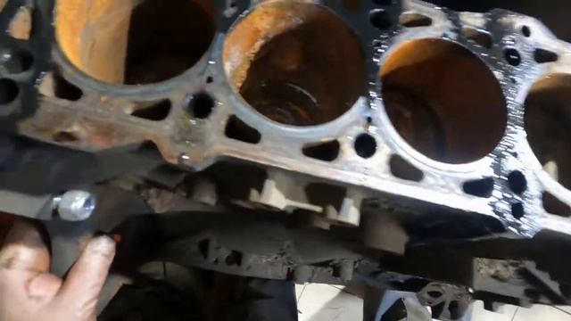 Audi 100 C4 AAT пробег 400 00 т/км двигатель простоял год на улице , последствия атмосферных явлени смотреть онлайн