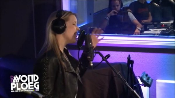 The Prophet & Noisecontrollers feat. Leonie Meijer - Make Me Stay (Video Edit)