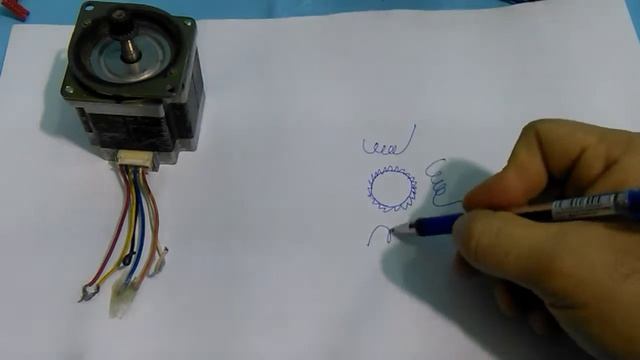 What is stepper motor; how it works - 1 ما هو المحرك الخطوي و كيف يعمل الجزء الأول смотреть онлайн