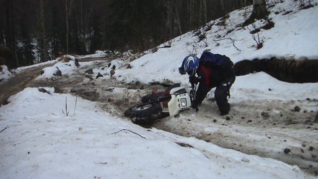 Winter Rhapsody - The Yamaha BW350 vs. the world смотреть онлайн