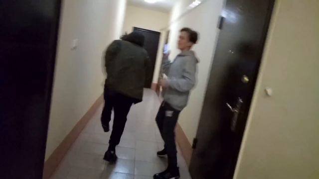 ЗАБИРАЙ МЕНЯ СКОРЕЙ, УВОЗИ ЗА СТО МОРЕЙ И ЦЕЛУЙ МЕНЯ ВЕЗДЕ, 18 МНЕ УЖЕ смотреть онлайн